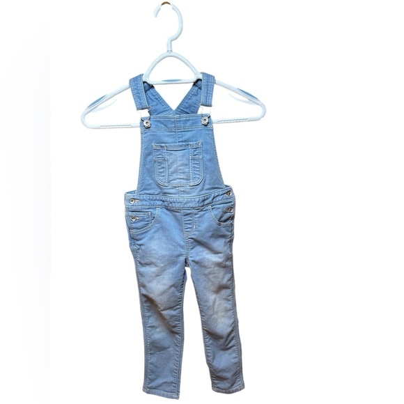 Baby Gap Toddler Overalls Size 4T Unisex - Picture 1 of 6